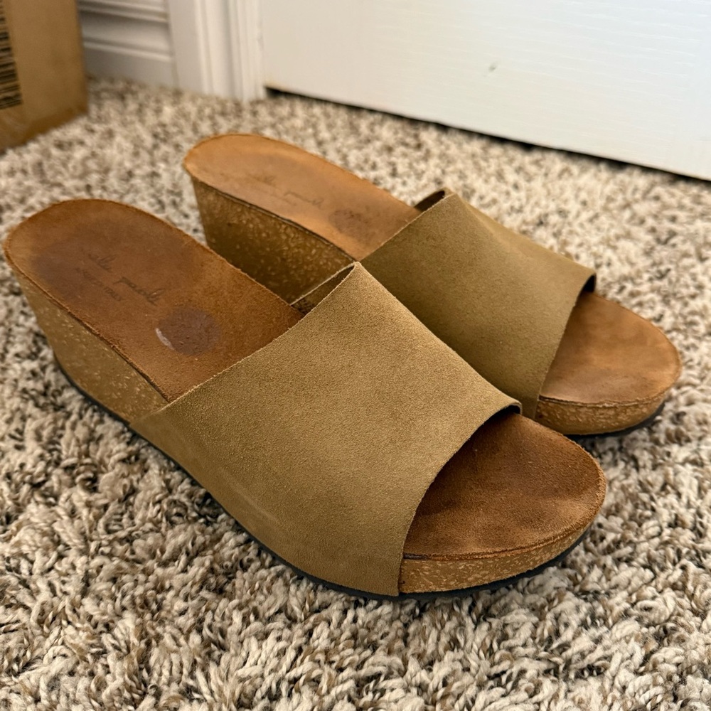 Mila Paoli Tan Platform Wedge Suede Slide Sandals Made in Italy Sz 9.5